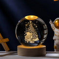 3D Crystal Ball Night Light – Galaxy & Saturn Globe for Desktop Decoration